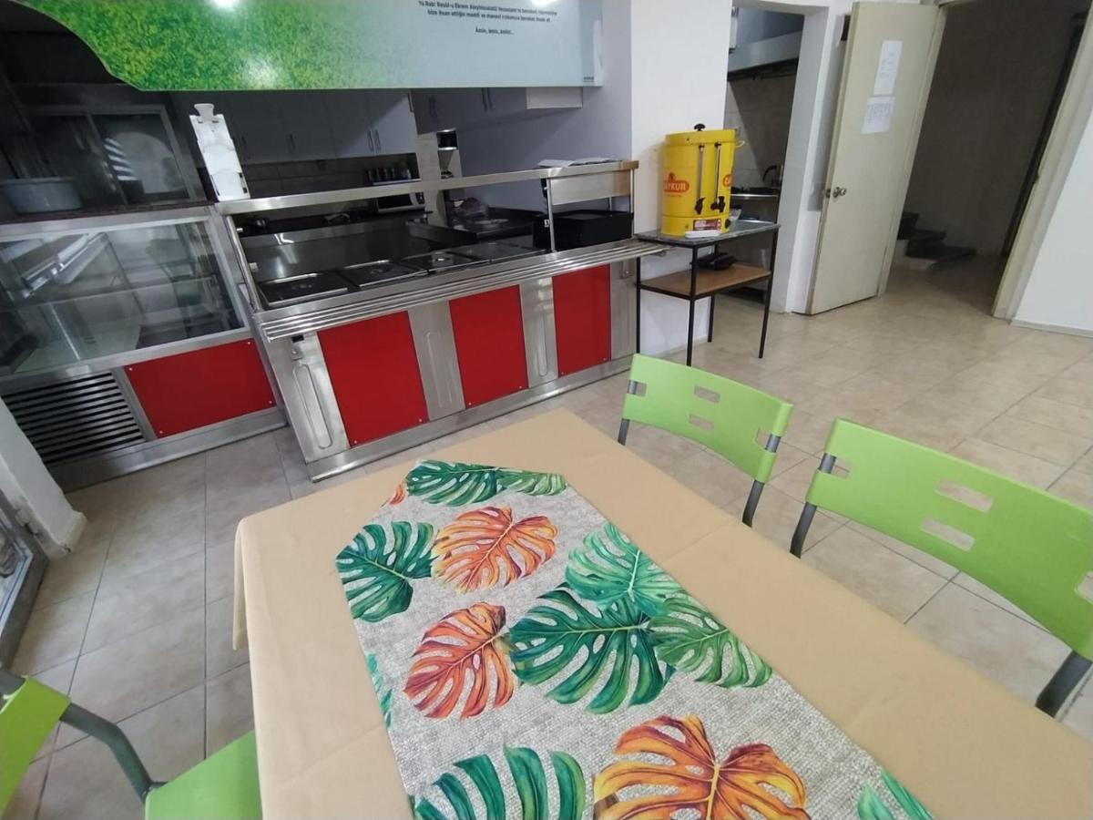 Ipek Pansiyon & Hostel Rize Exteriör bild